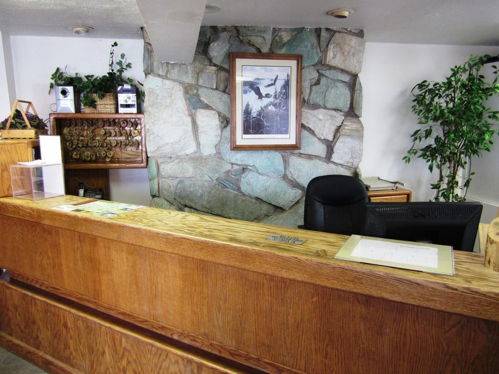 Yellowstone Country Inn West Yellowstone Exterior foto
