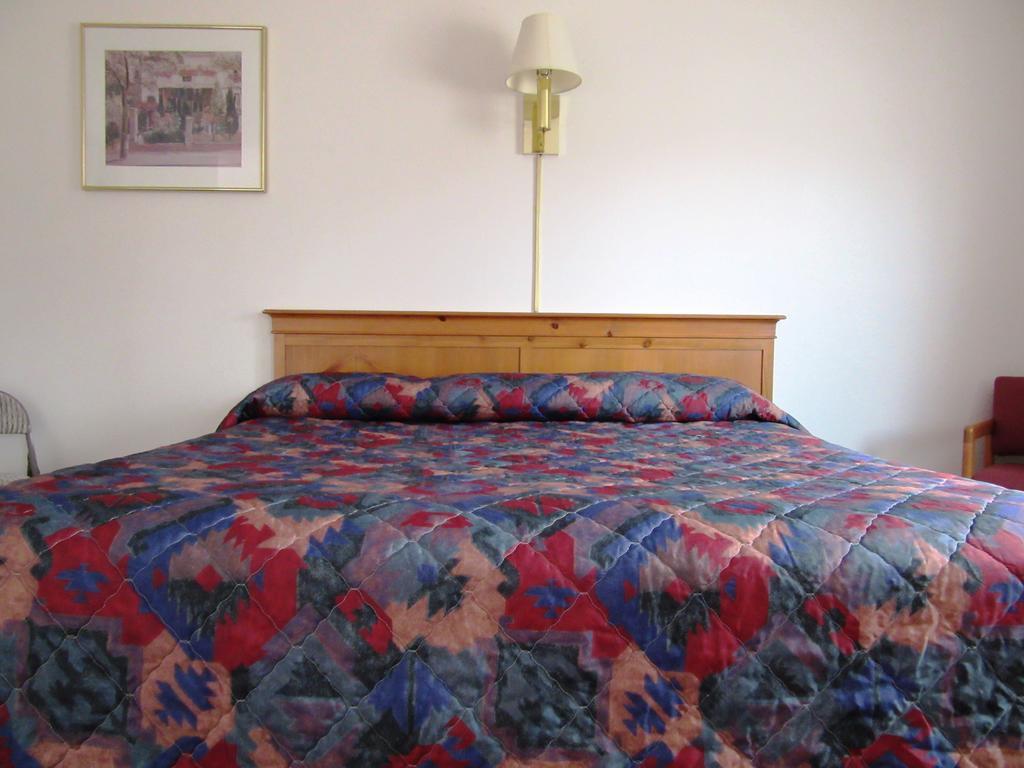 Yellowstone Country Inn West Yellowstone Zimmer foto